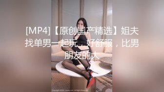 苗条大长腿宅男必备，微博推特极品露脸福利姬【乐萌宝】付费私拍，道具紫薇各种淫态，越漂亮越反差2 (1)