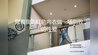 颜值不错的黑丝小骚妹 全程露脸跟大哥激情啪啪 口交足交舔逼被大哥玩奶子抠穴