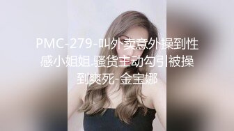 居家摄像头真实记录 已经是两个孩子妈的少妇 身材保养的非常好 洗完澡全裸照镜子