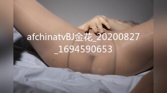 爱豆传媒IDG5456被无良好友激发潜藏的恋母癖