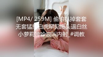 在朋友的家庭影院3P健美选手