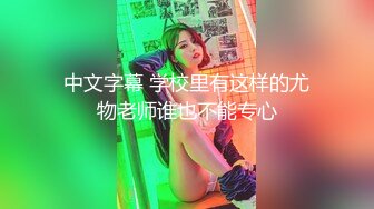 酒店女厕全景偷拍制服女职员张着小口的小黑鲍