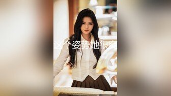 【新片速遞】 巨乳美女吃鸡啪啪 身材前凸后翘 上位骑乘啪啪打桩 在家被大肉棒无套输出 最后拔枪射肚皮 [471MB/MP4/12:52]