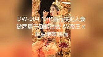 颜值不错的小少妇露脸床上伺候两大哥激情3P，口交大鸡巴让姐妹和大哥揉奶玩逼，轮流爆草给少妇干的都不动了